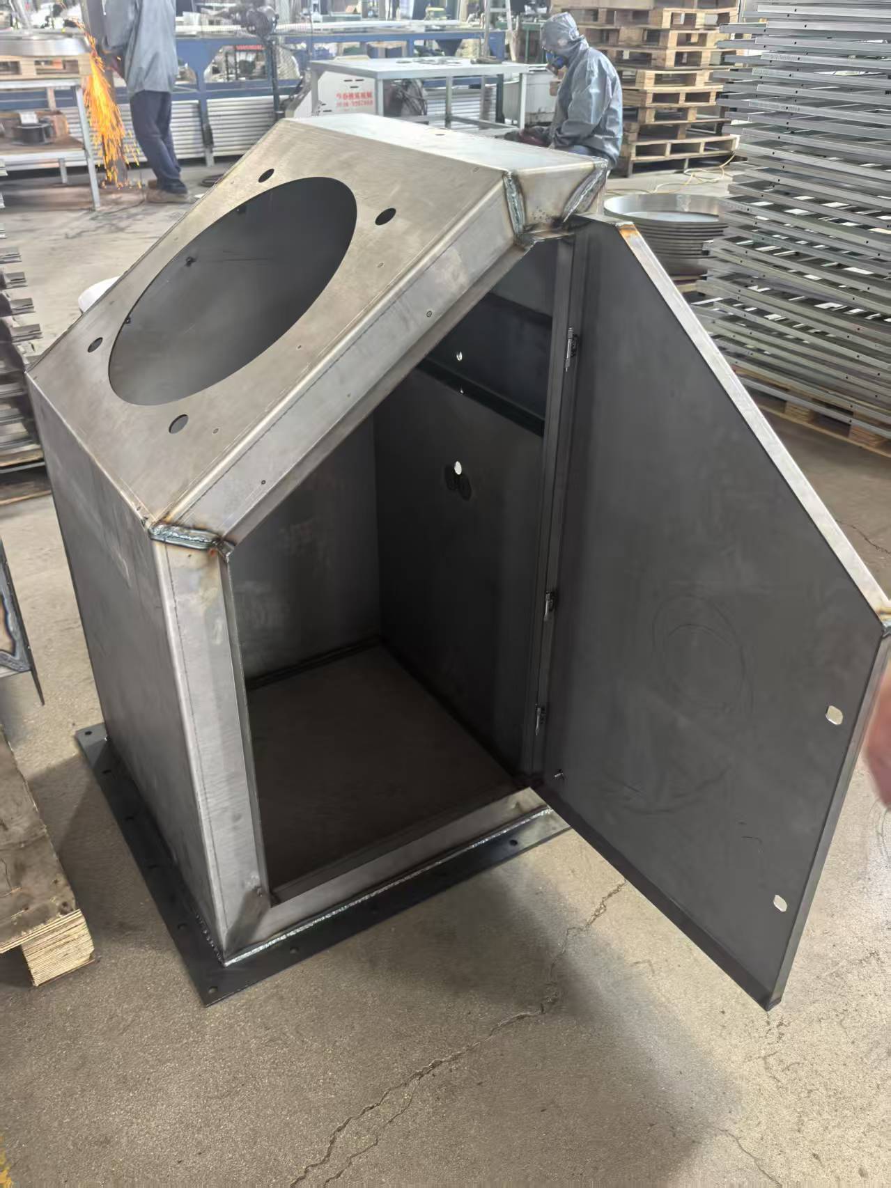 Metal  Cabinet Design