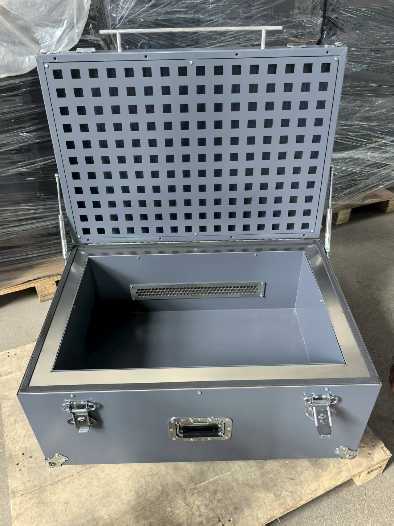 Optimized Outdoor Battery Cabinet Design: Material Selection and Surface Treatment Evolution
