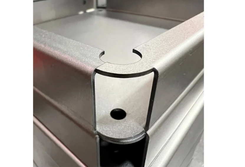 Metal surface heat treatment