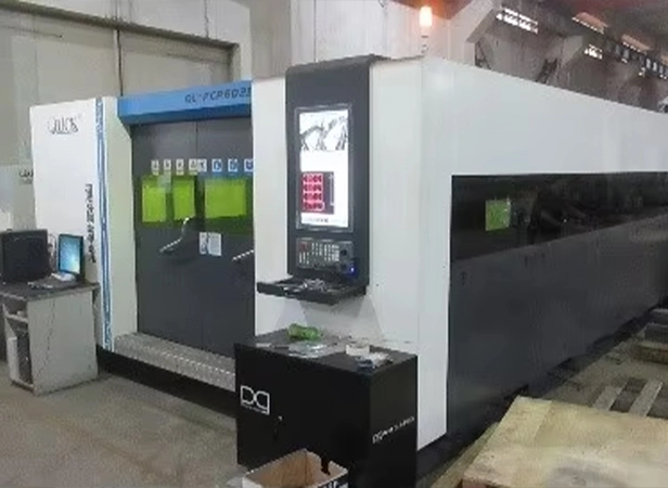 laser metal cutting machine