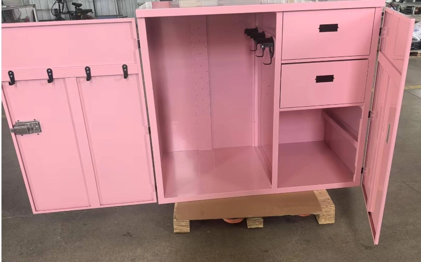 Saddle Cabinet Production